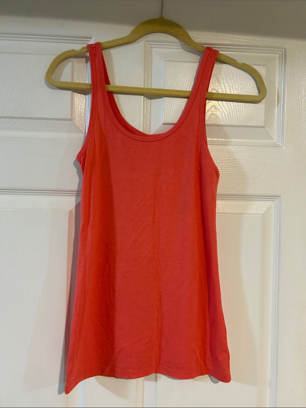 SO Coral-Red Scoop Neck Tank Top